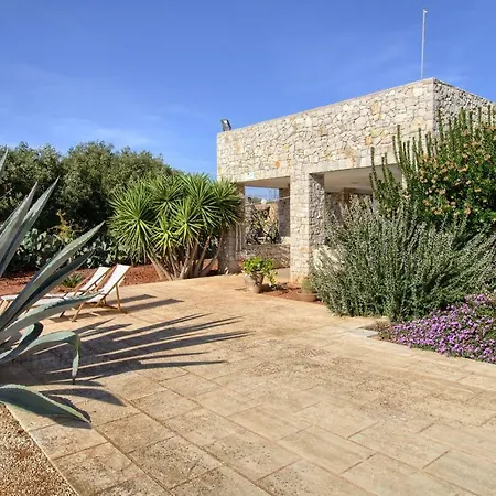 La Pizzica By Lovesud Morciano di Leuca